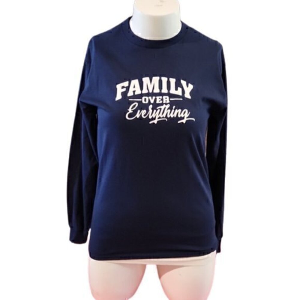 [Gildan] Family over Everything Long Sleeve - Size M
